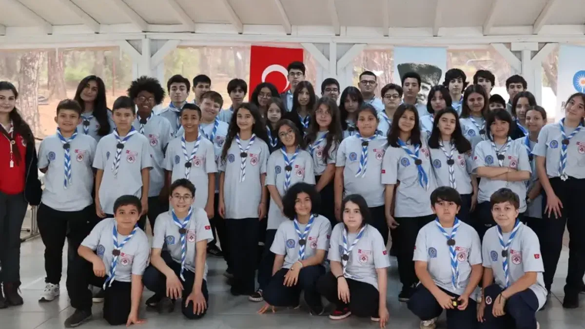 Antalya'da izciler kaynaşma kampında bir araya geldi