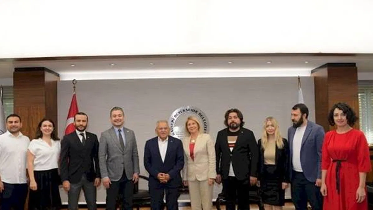 Kayseri eczacılardan Büyükşehir'e ziyaret