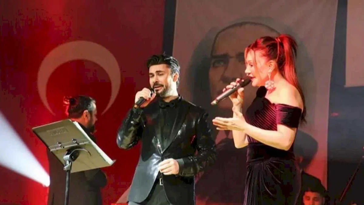 Hatay, Ferdi Tayfur'u andı