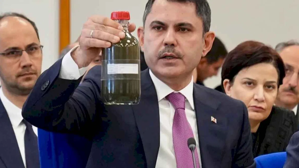 İzmir Körfezi'nin kirli suyu TBMM'de! 'O Körfez bir zahmet temizlenecek'