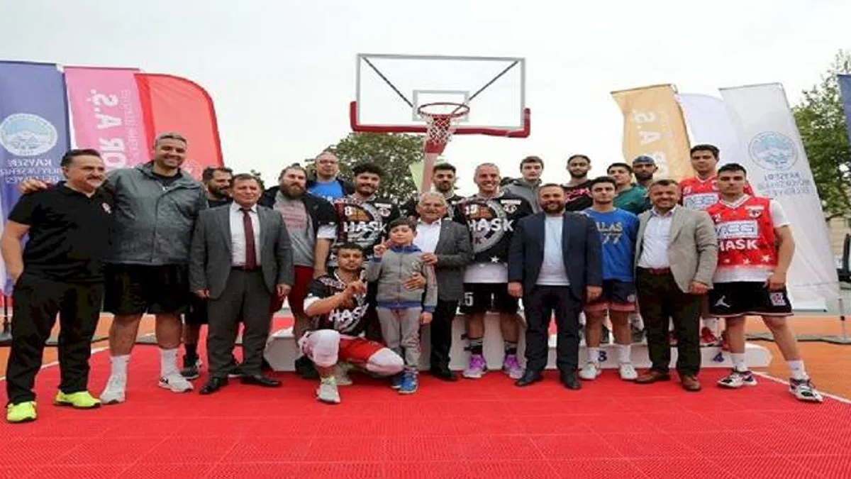Kayserili gençlerin basketbol coşkusu