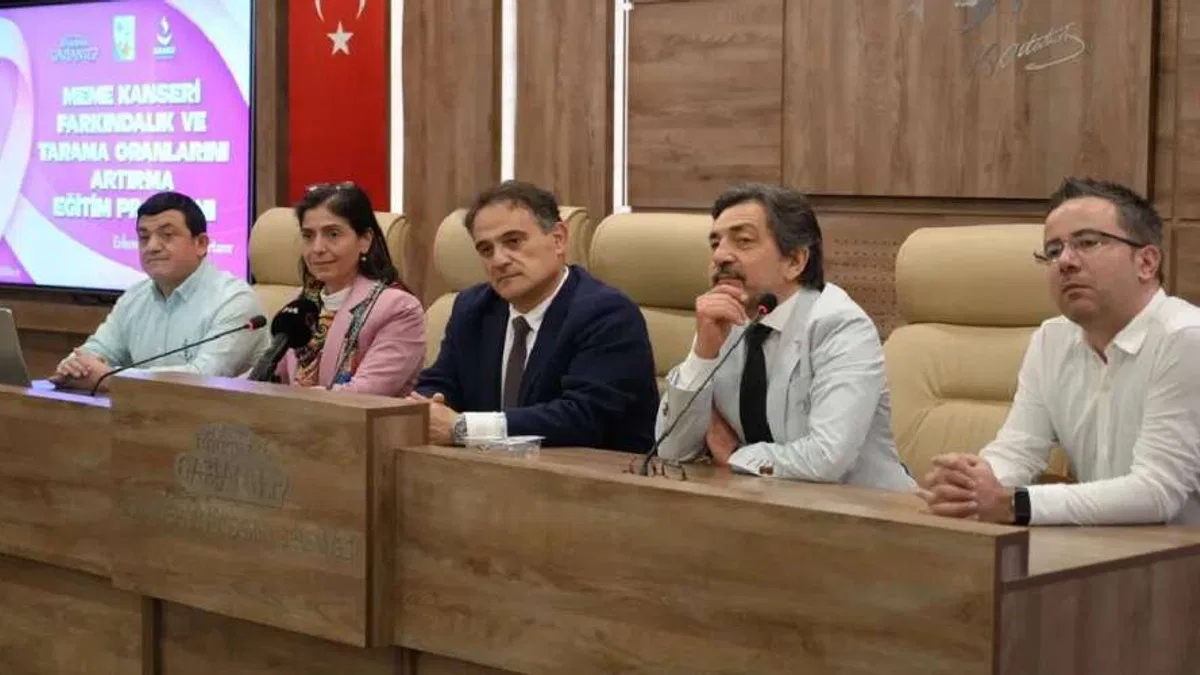 Gaziantep’te meme kanseri erken tanı eğitimi