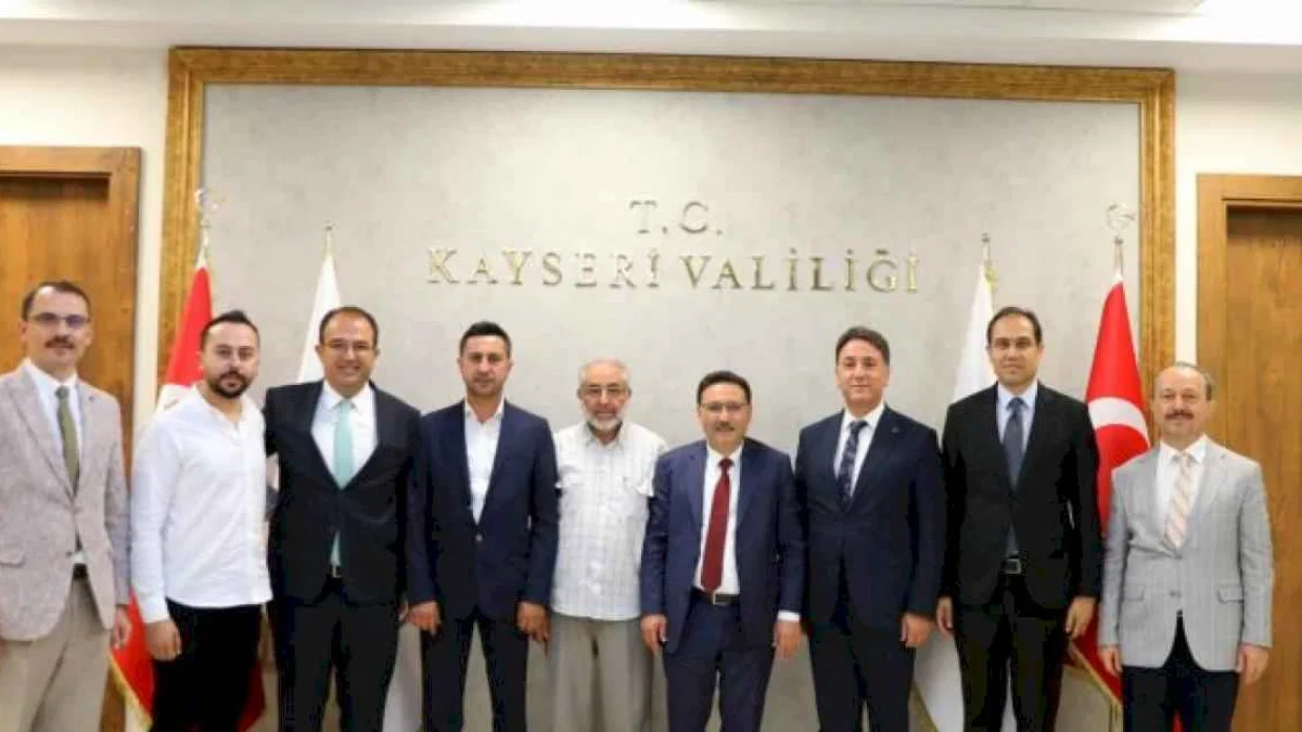 Valilikte üç protokol birden imzalandı
