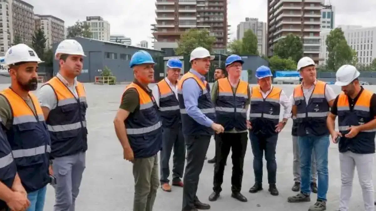 Başkan Kazım Kurt, İSFALT'ı ziyaret etti