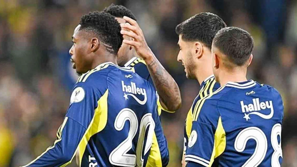 Fenerbahçe 2-0 Samsunspor (Maç Sonucu) Fener Süper Kupa'da yarı finalde!