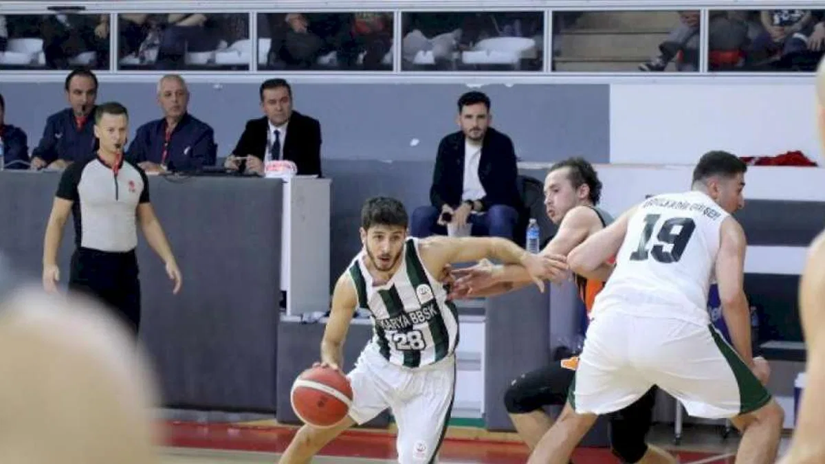 Sakarya potada ilk yarının son maçına çıkacak