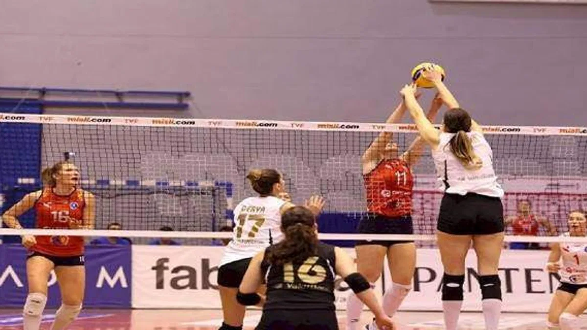 VakıfBank, ligde de kazanmaya devam ediyor