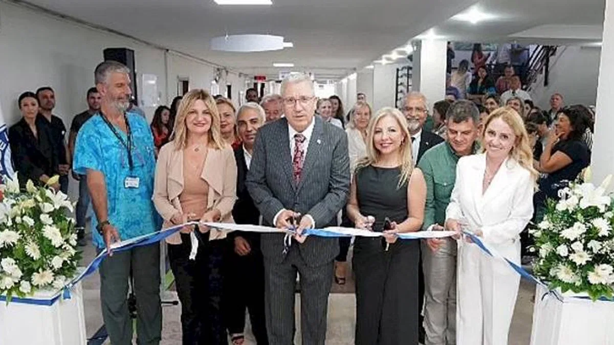 EÜ Diş Hekimliği Fakültesinde baştan sona yenilenen "Radyoloji Ünitesi" daha geniş alanda hizmet vermeye başladı