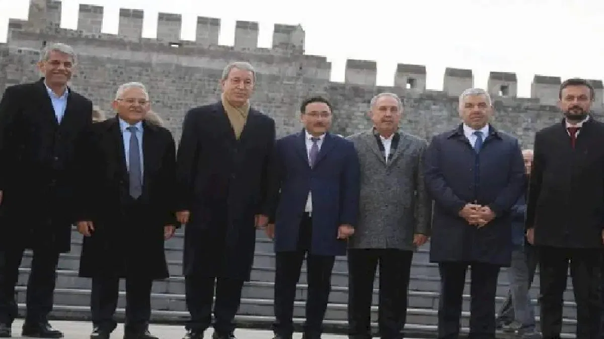 Kayseri dinamiklerinden müze ve kale ziyareti
