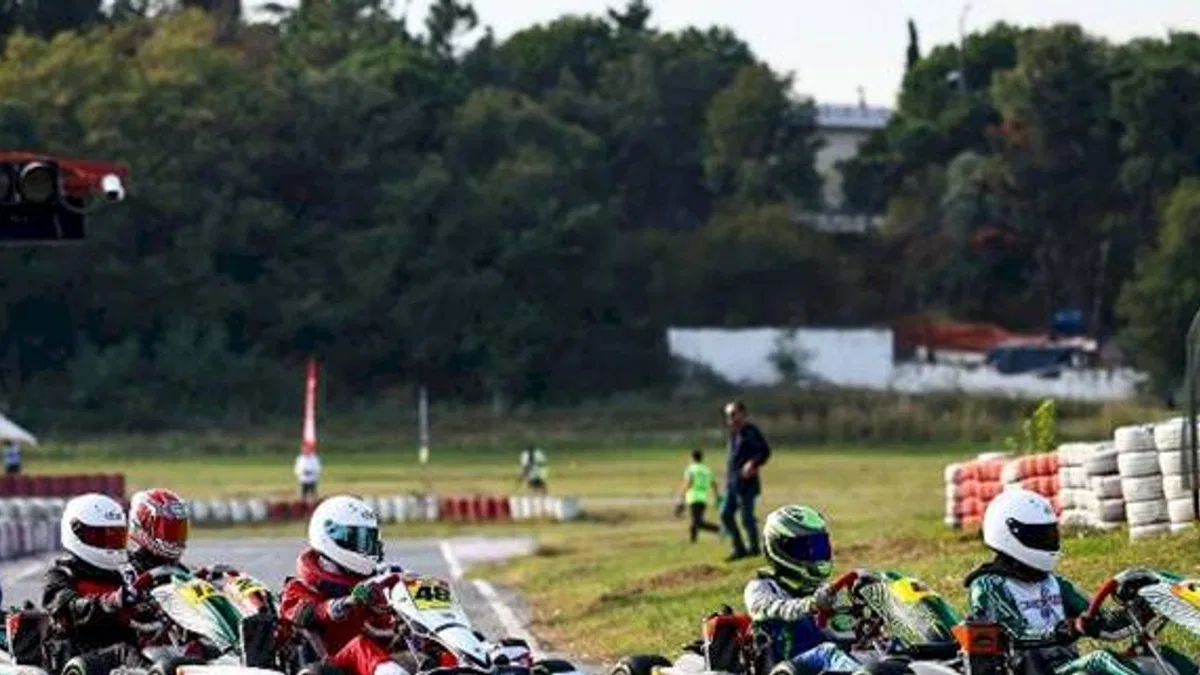Karting 6. ayakta nefes kesen çekişme