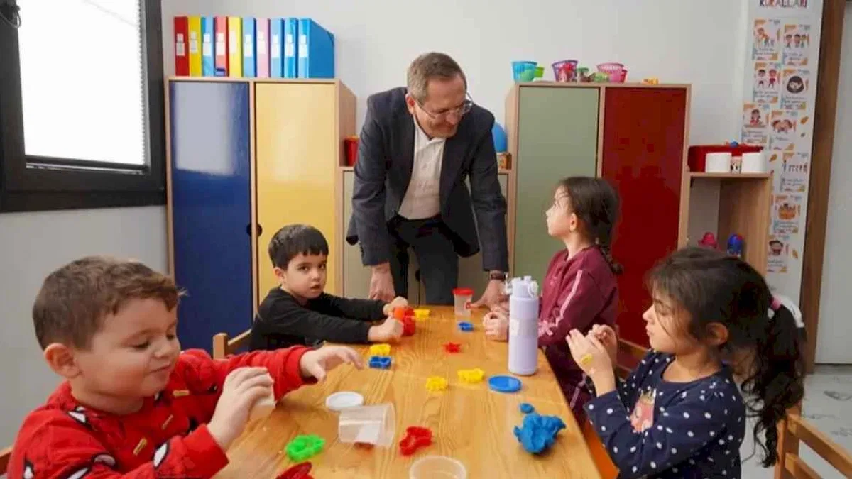 Yuvamız Ayvalık Çocuk Etkinlik Merkezi hizmete açıldı