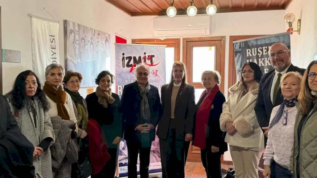 Kocaeli İzmit'te 'Ruşen Hakkı’ anıldı
