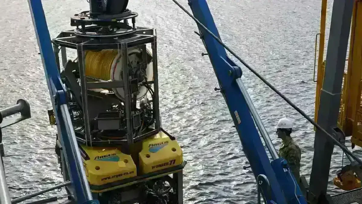 MSB: Girne açıklarında batan gemide arama sürüyor