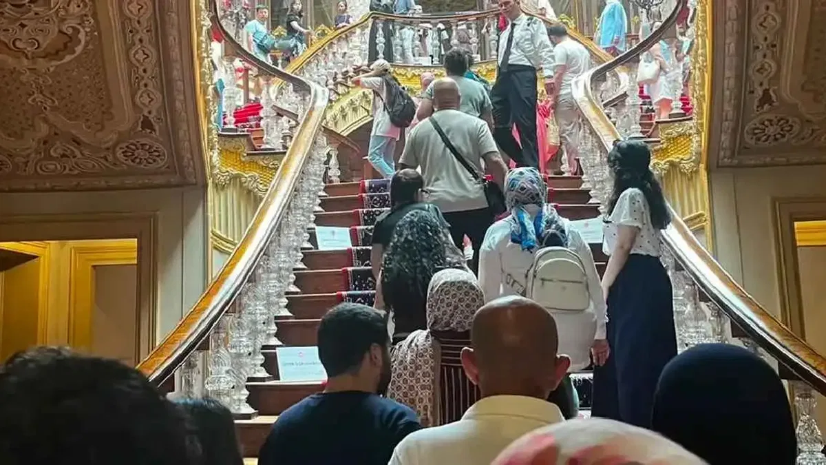 İstanbul Maltepelilerden 'Dolmabahçe Sarayı'na ziyaret