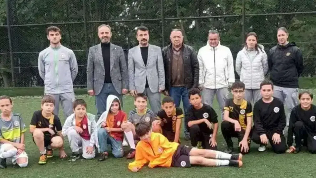 Bursa dağ yöresinde geleceğin futbolcuları yetişiyor