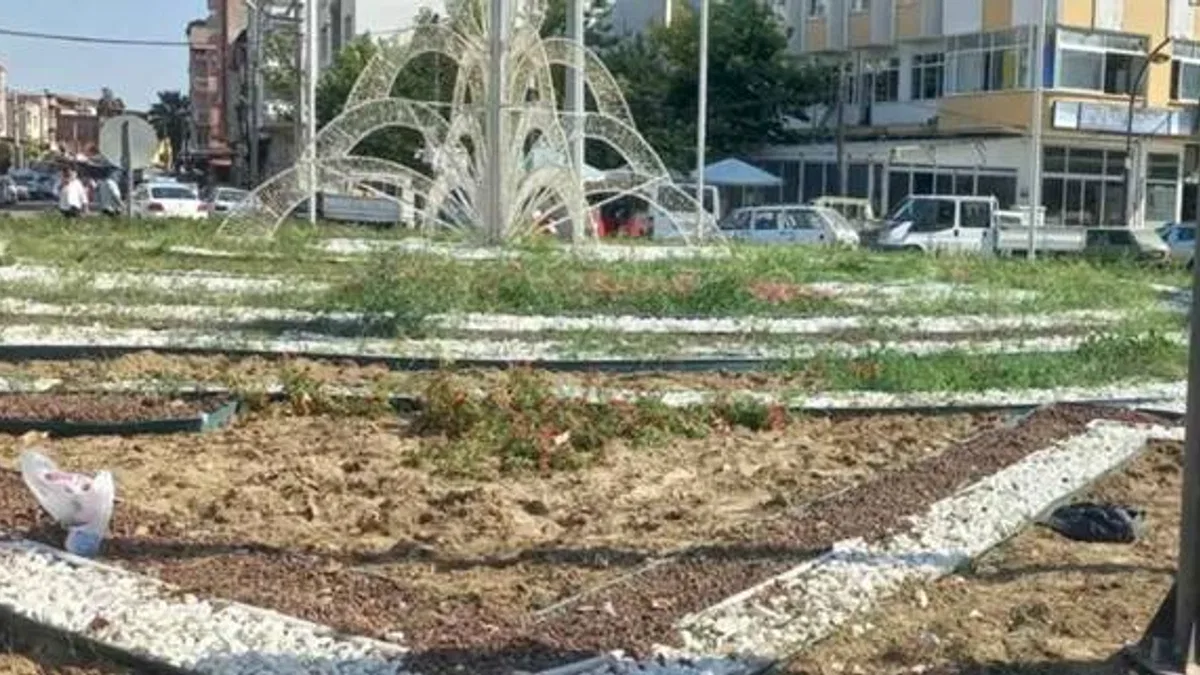 Manisa’da kurakçıl peyzajla hem tasarruf hem estetik