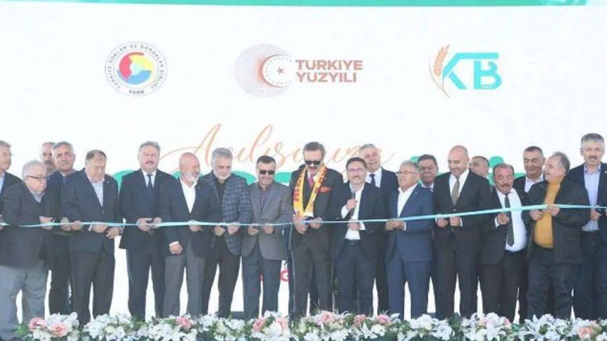 İç Anadolu’nun en büyük Canlı Hayvan Borsası açıldı