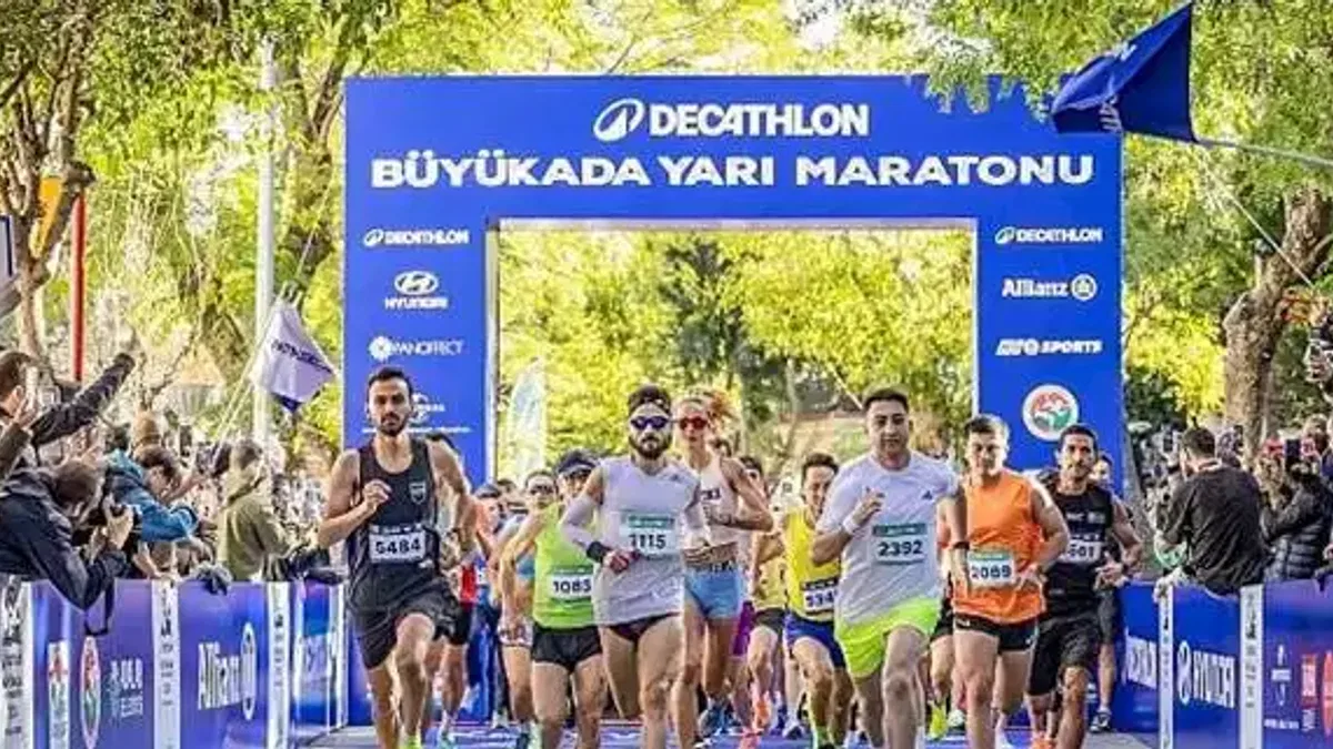 Decathlon Büyükada Yarı Maratonu Rekor Katılımla Tamamlandı