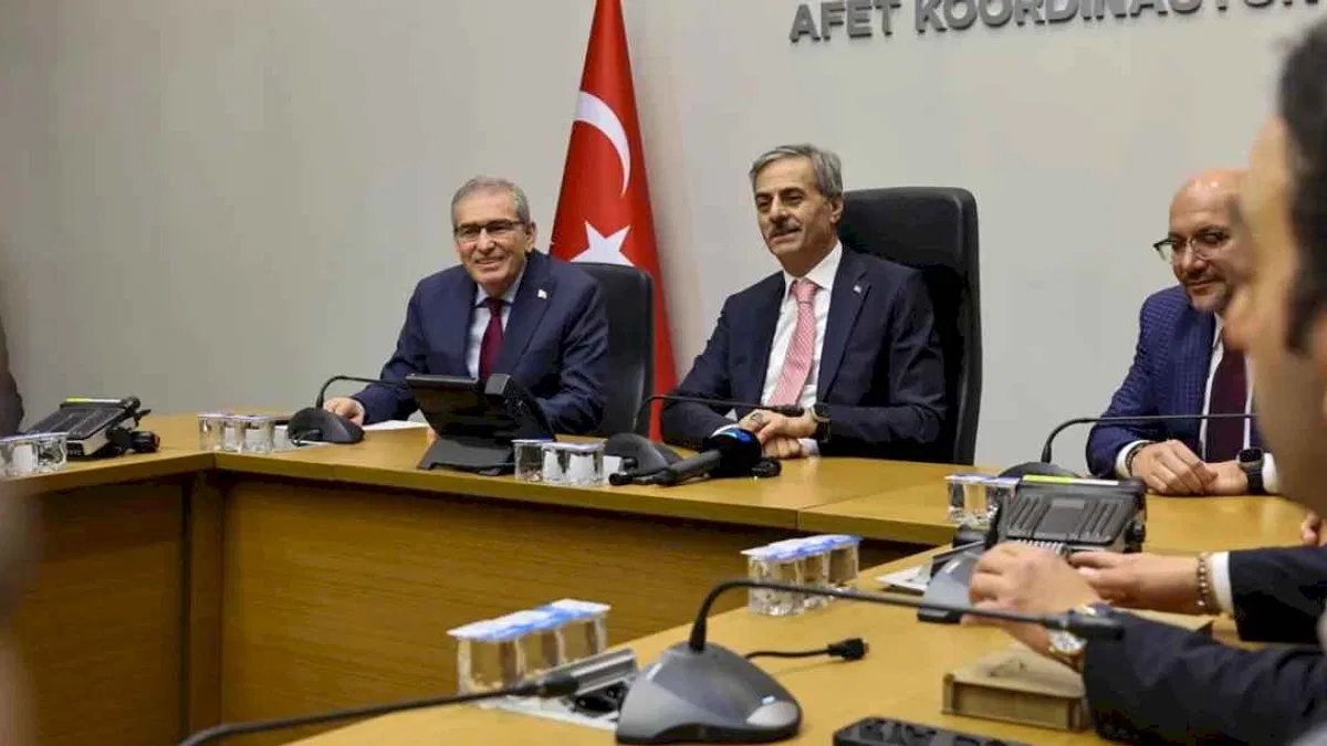 ASKF’den Başkan Alemdar’a spor yatırımları için teşekkür ziyareti
