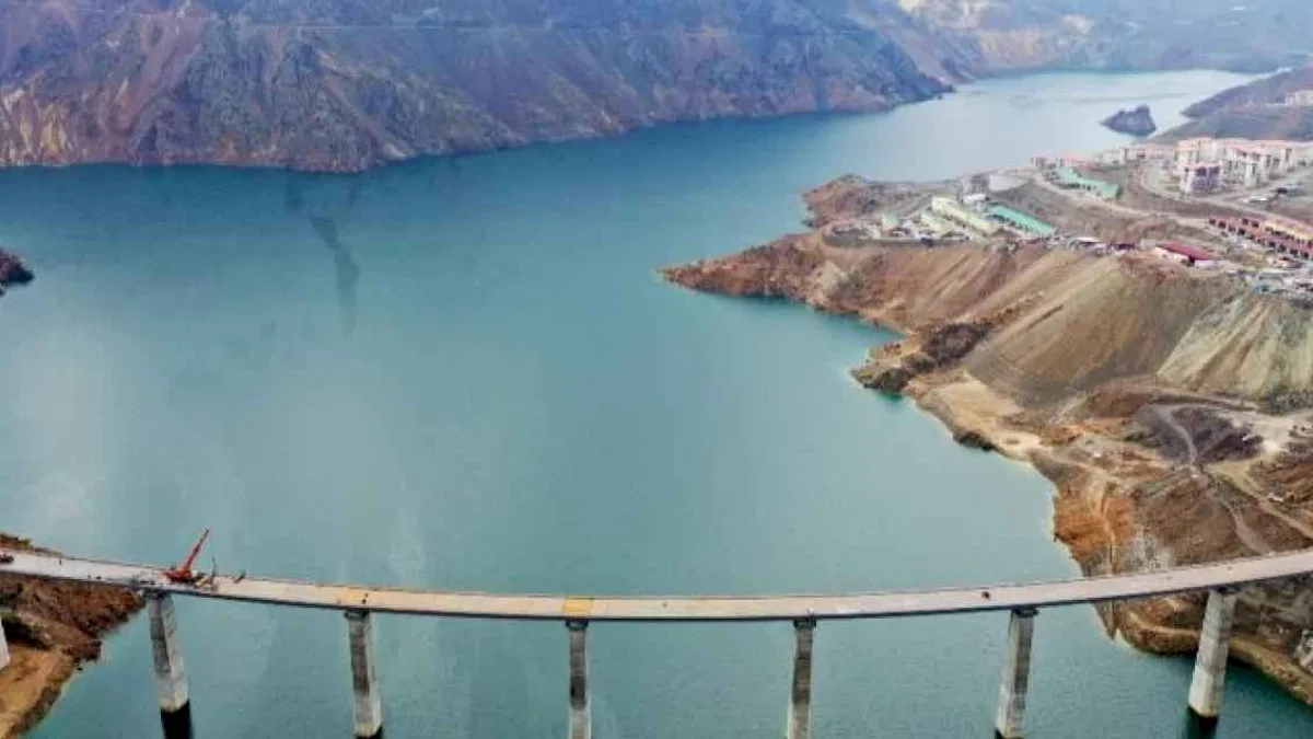 Artvin Yusufeli'de iki yaka birleşti
