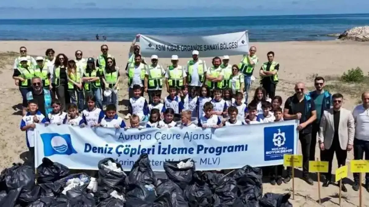 Kocaeli'de deniz ve kıyı temizliğinde durmak yok