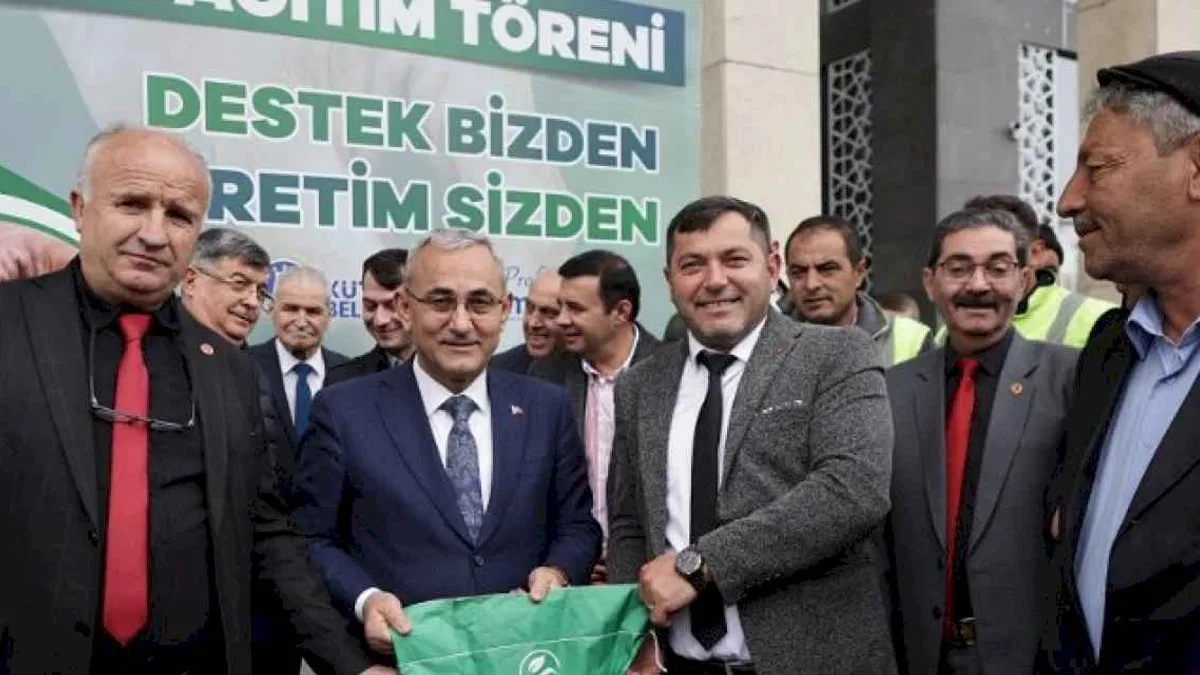 Kütahyalı çiftçilere 30 ton tohum desteği