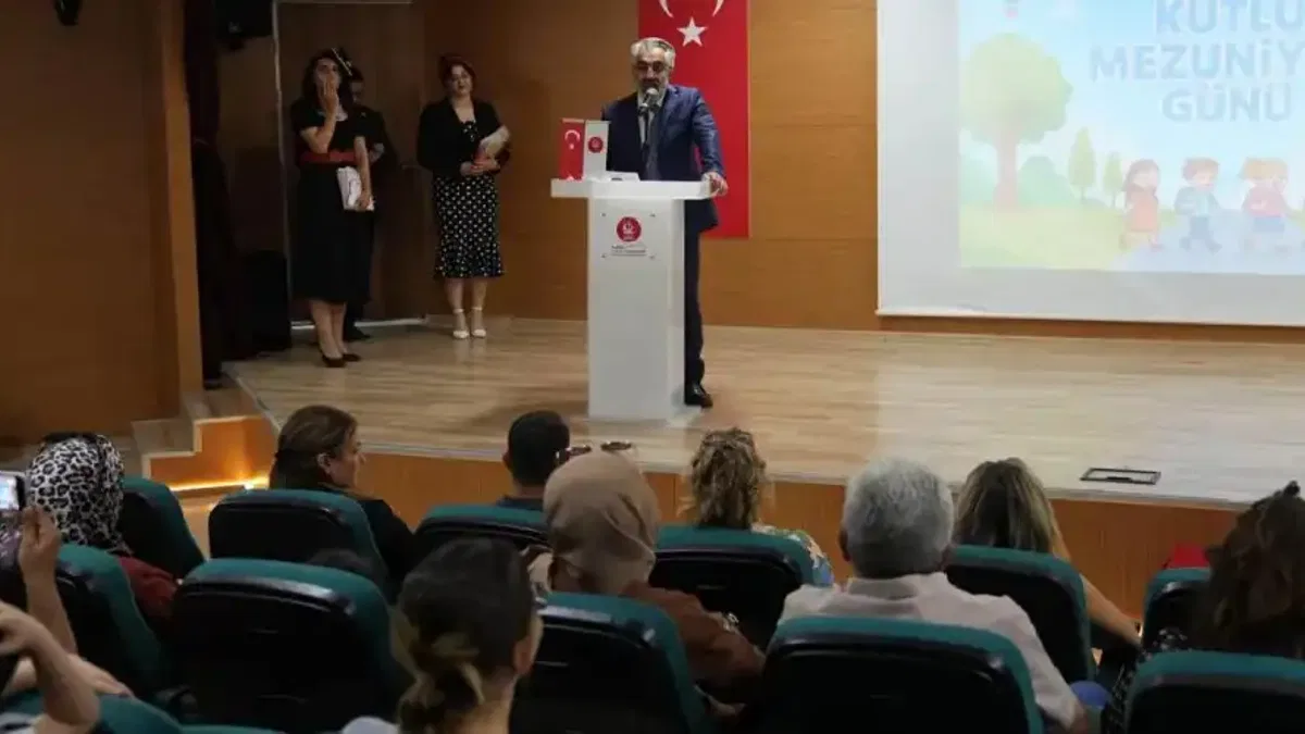 Ankara Keçiören'de ÇEM öğrencilerinden yıl sonu sergisi