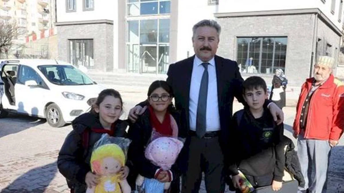 Kayseri Melikgazi'de gençler mutlu oluyor