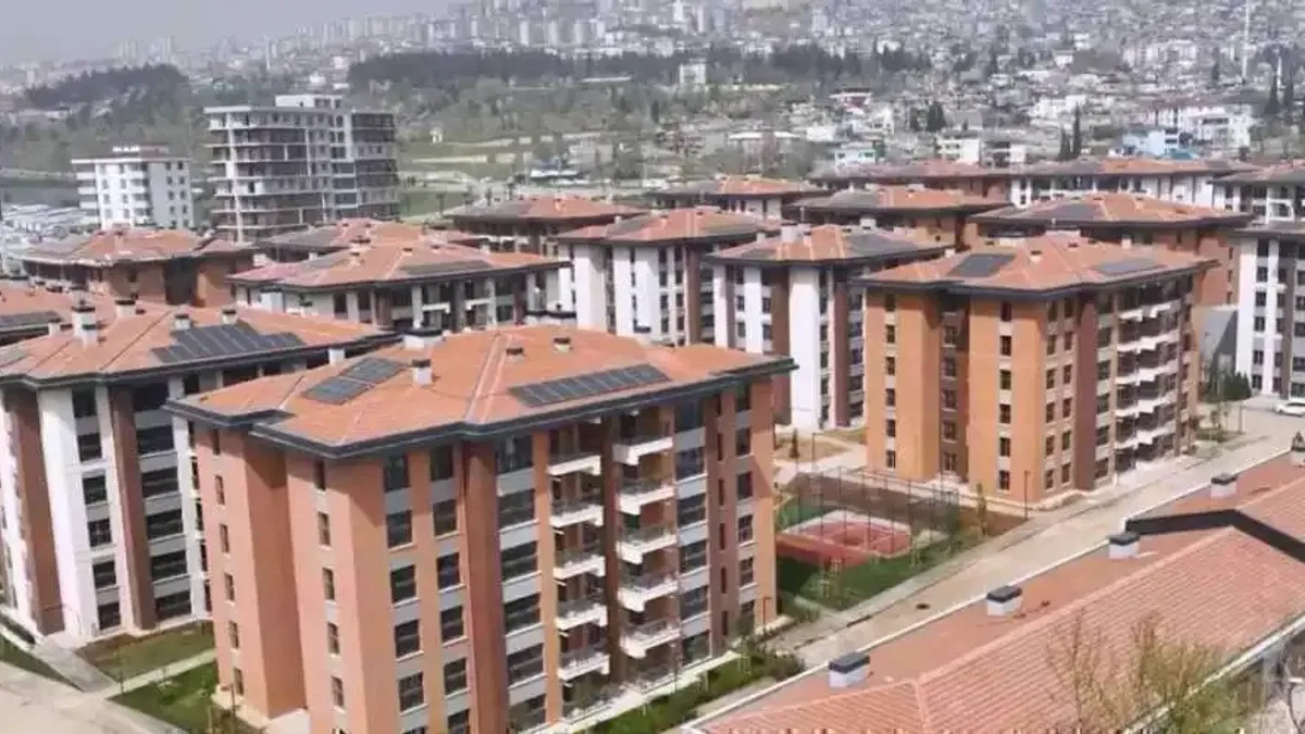 Bakan Kurum'dan 'Ebrar Sitesi' paylaşımı