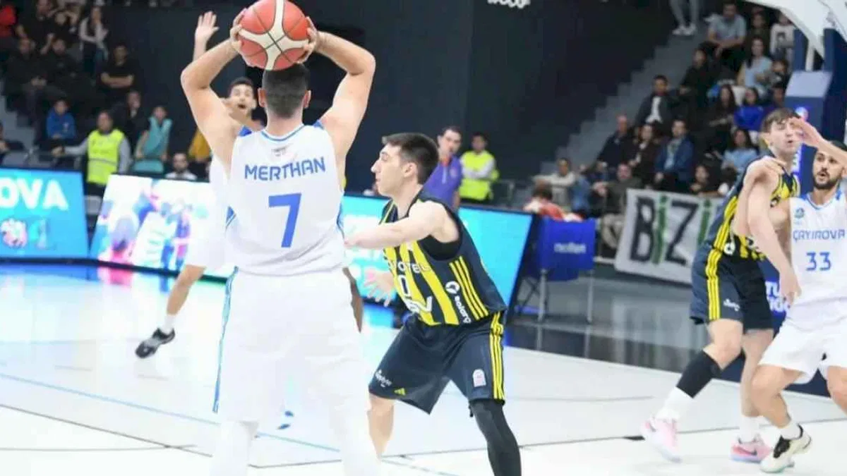 Çayırova potada Fenerbahçe Koleji’ni yendi