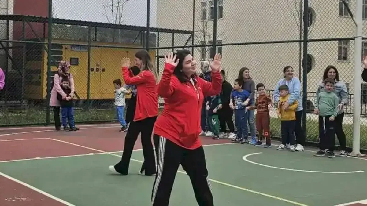 Özel çocuklar Kocaeli'de gönüllerince eğlendi