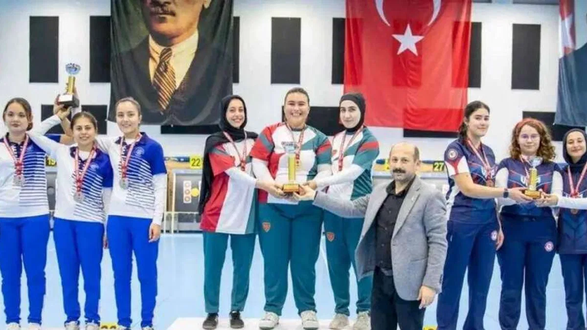 Muğla Büyükşehir okçuları Türkiye ikincisi oldu