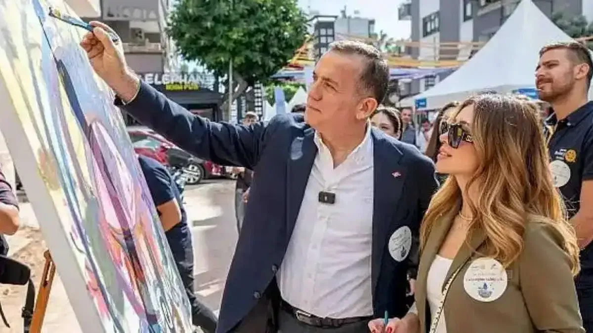 Mersinliler Kushimoto Sokak Sanatçıları Festivali'ne akın etti