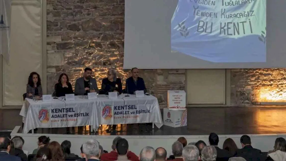 İzmir'de "Kentte iyilik hali" için bir araya geldiler