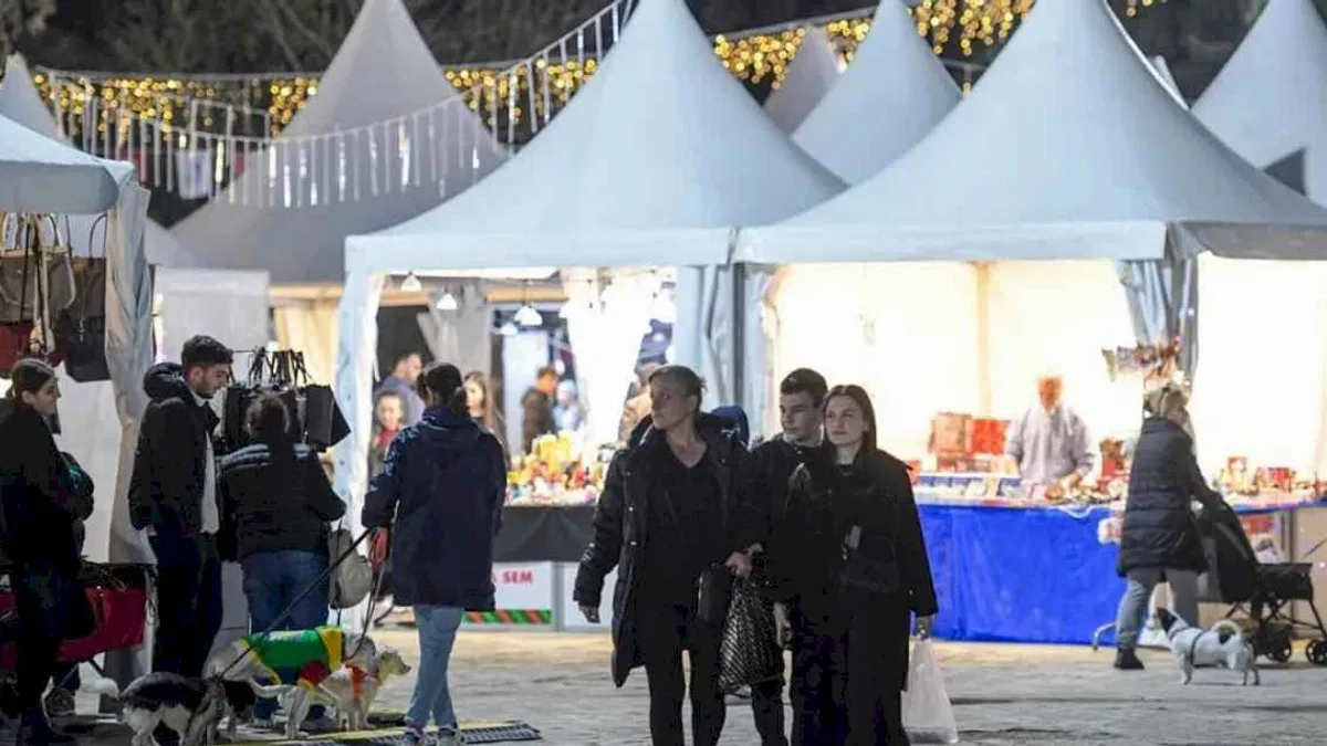 İzmir'de Kültürpark’a yeni yıl ruhu geldi
