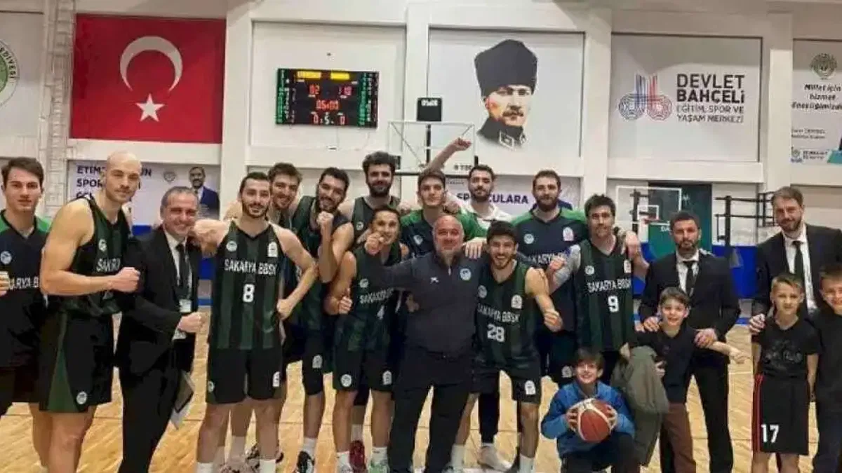 Sakarya Büyükşehir potada farklı kazandı