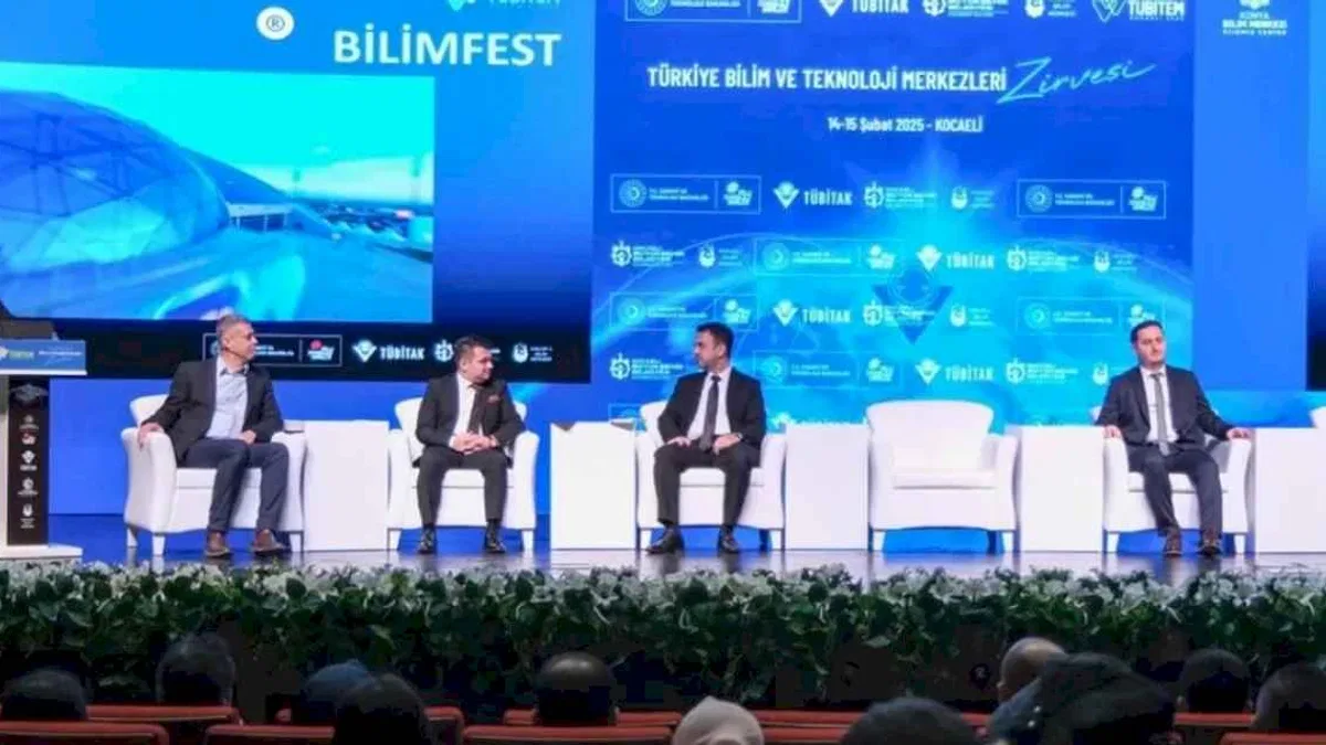 Baraçlı: Bilimi üreten olmalıyız