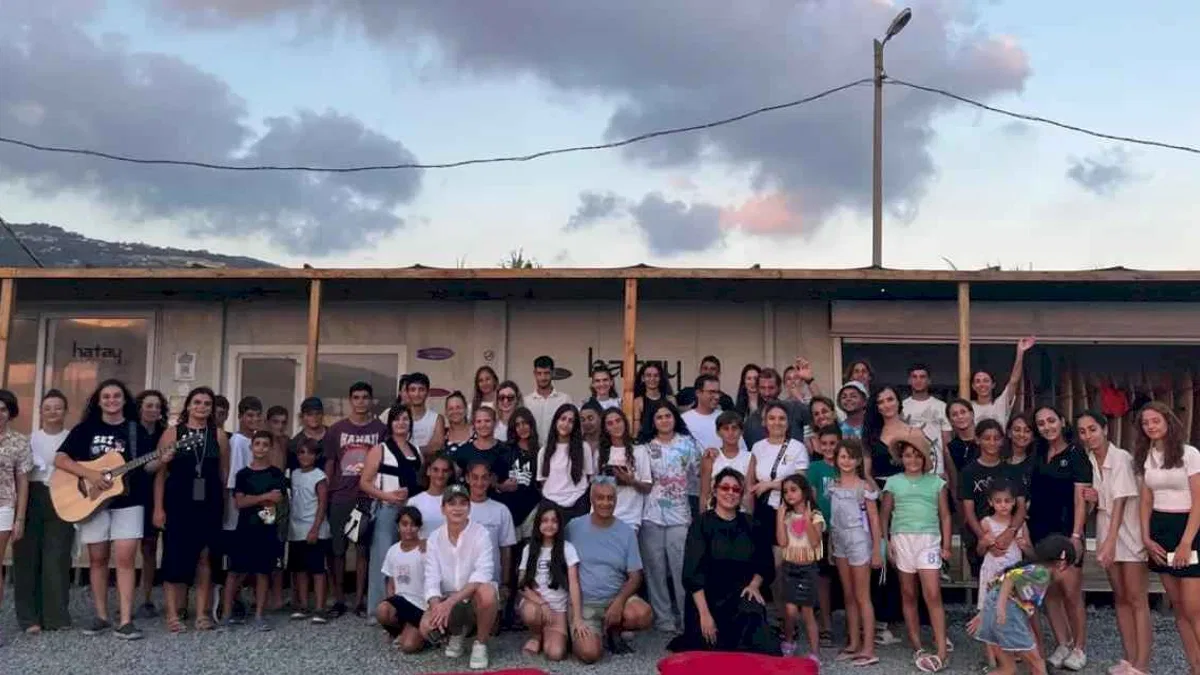 Hatay'da çocukların sörf yolculuğu devam ediyor