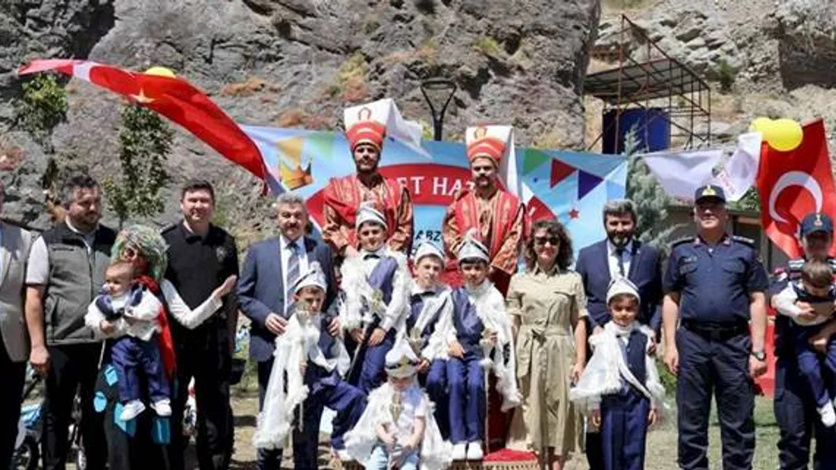 Artvin’de 18 çocuk için toplu sünnet şöleni