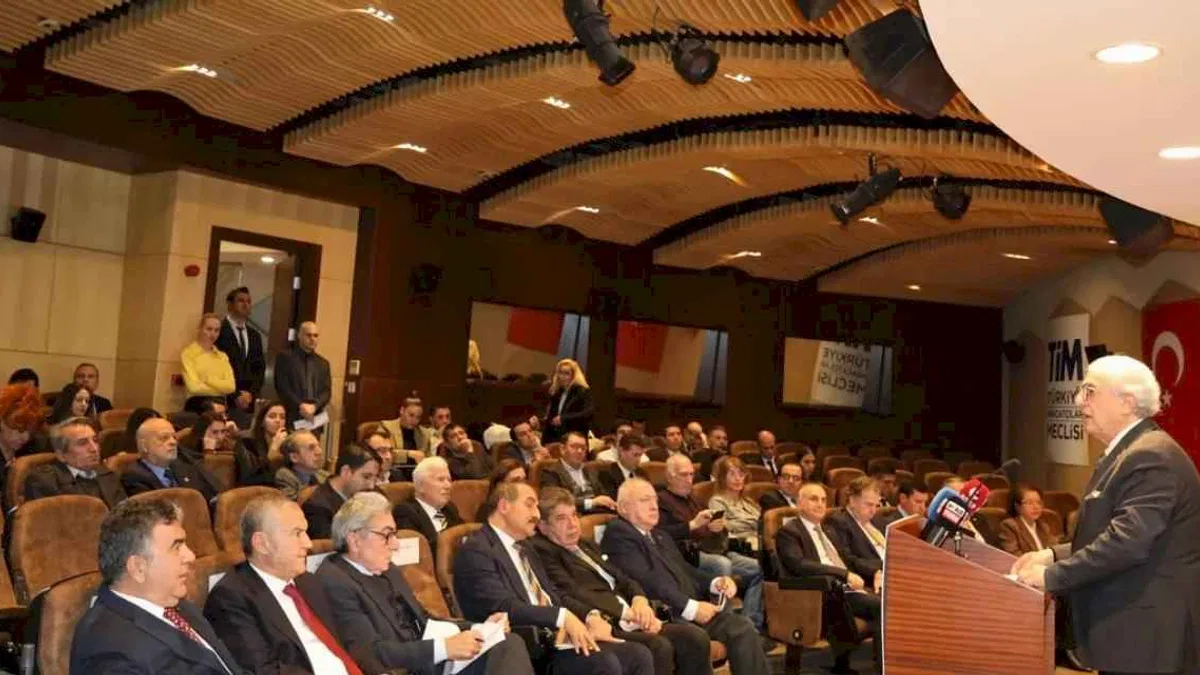 İhracatçı döviz kurunda enflasyon kadar artış istiyor