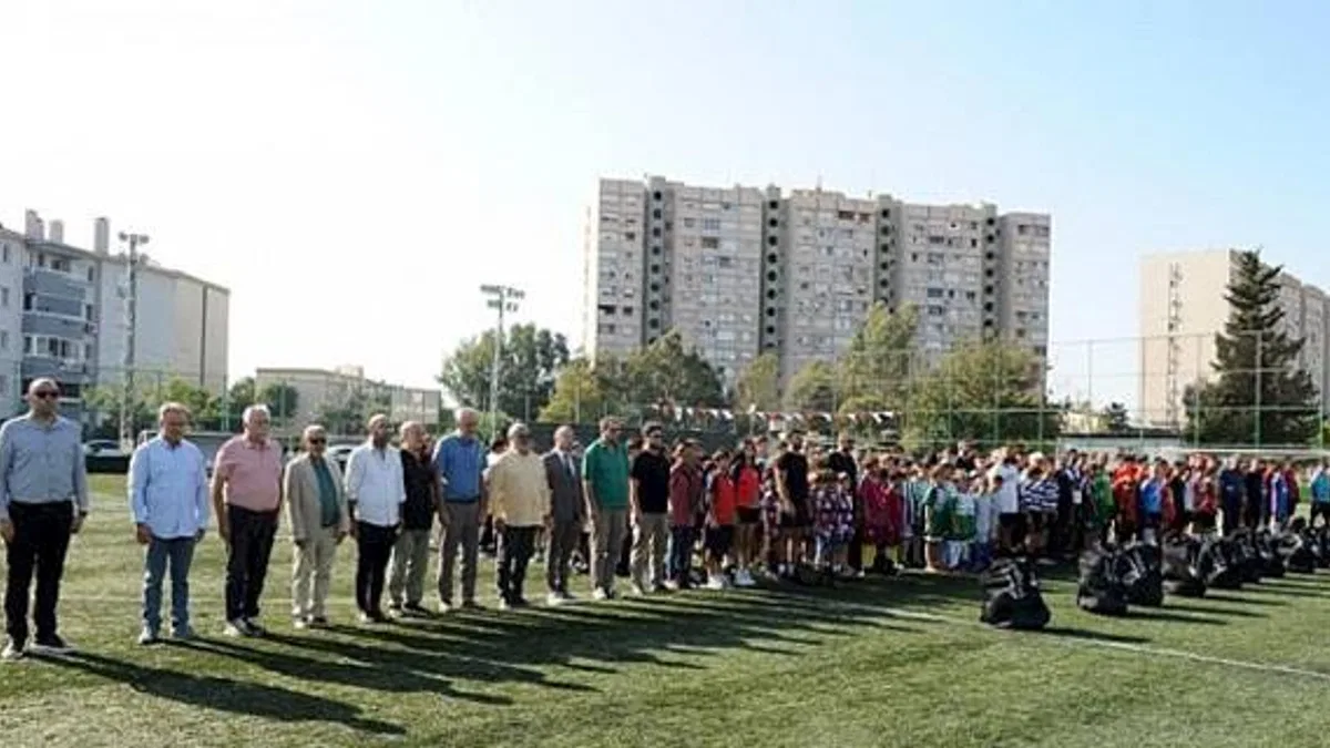 Başkan Tugay'dan Amatör Spor Kulüplerine Destek