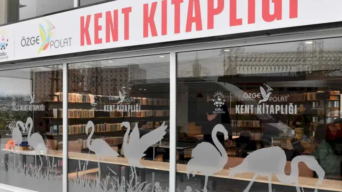 CHP Genel Başkanı Özel’den Çiğli’de iki açılış