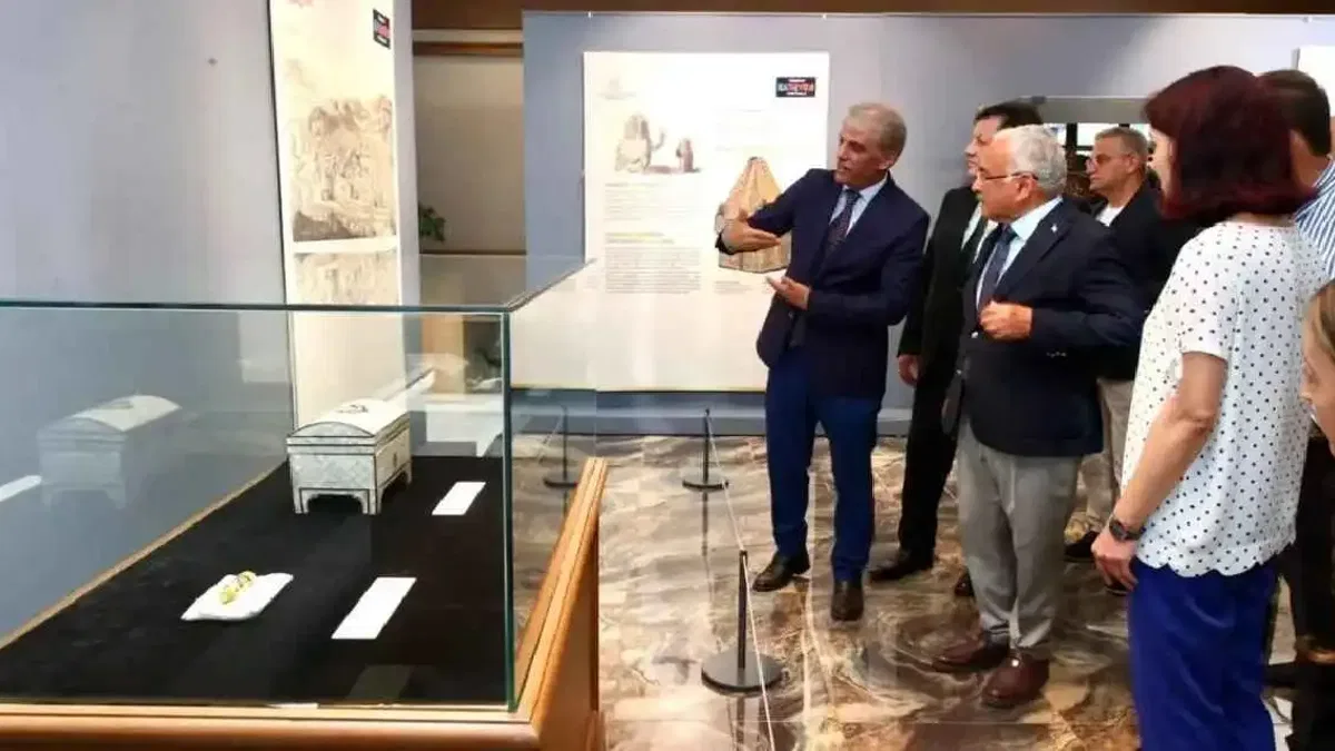 Osmanlı’nın Mukaddes Emanetleri Ordu’da sergileniyor