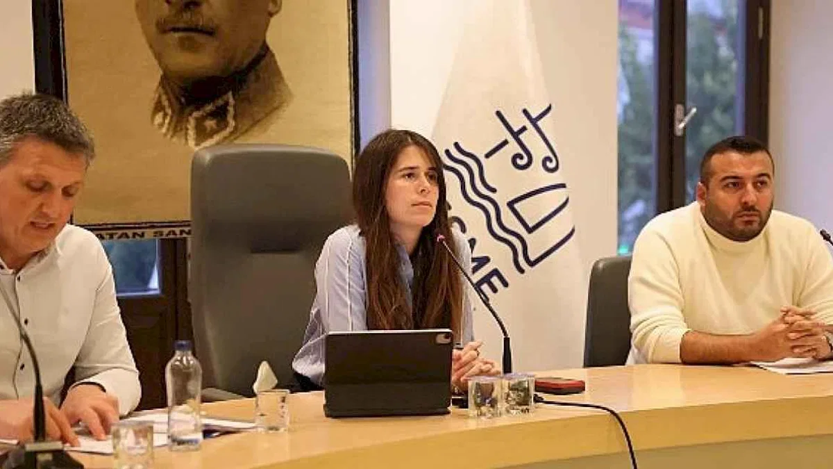 Çeşme Belediyesi Aralık Ayı Olağan Meclis Toplantısı gerçekleştirildi