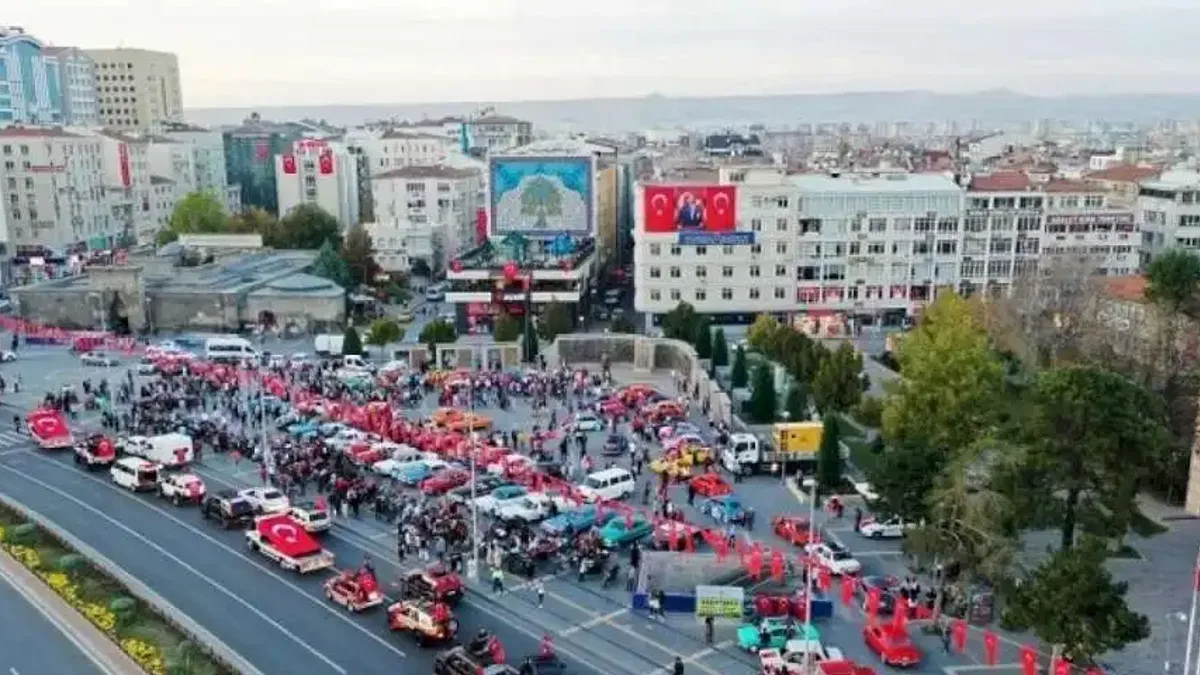 Kayseri Kocasinan'da Ay Yıldız Turu'na büyük ilgi