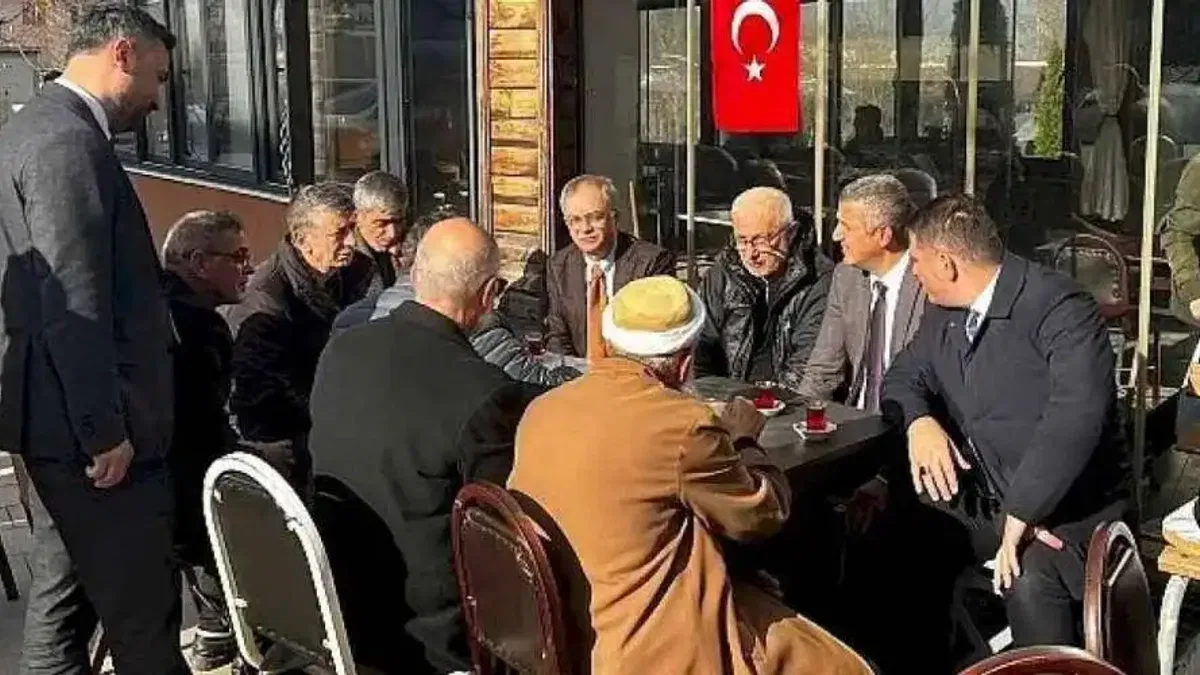 Genel Sekreter Baraçlı, Kartepe'de vatandaşlarla buluştu