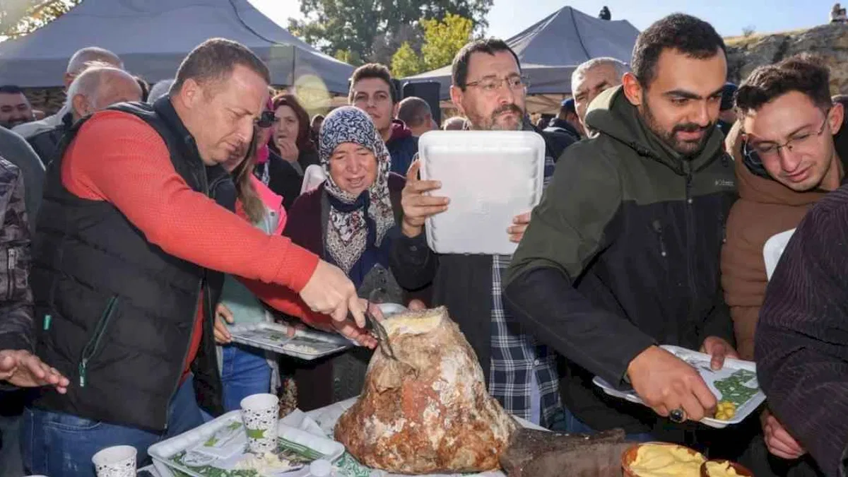 Konya Meram'ın geleneği lezzet şölenine dönüştü