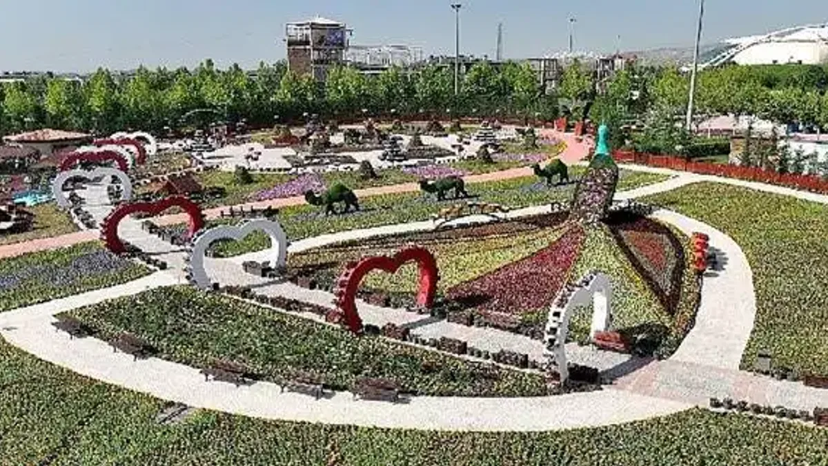27 Türde, 400 bin çiçeğe ev sahipliği yapıyor