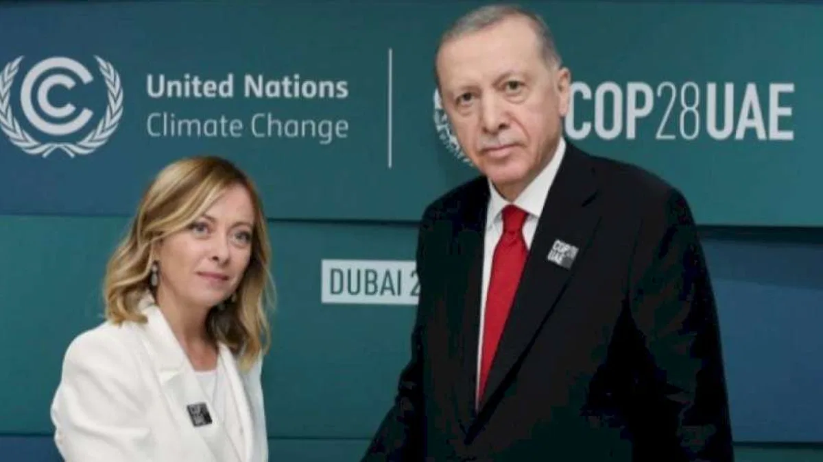 Cumhurbaşkanı Erdoğan diplomasi trafiğini Dubai'de sürdürüyor