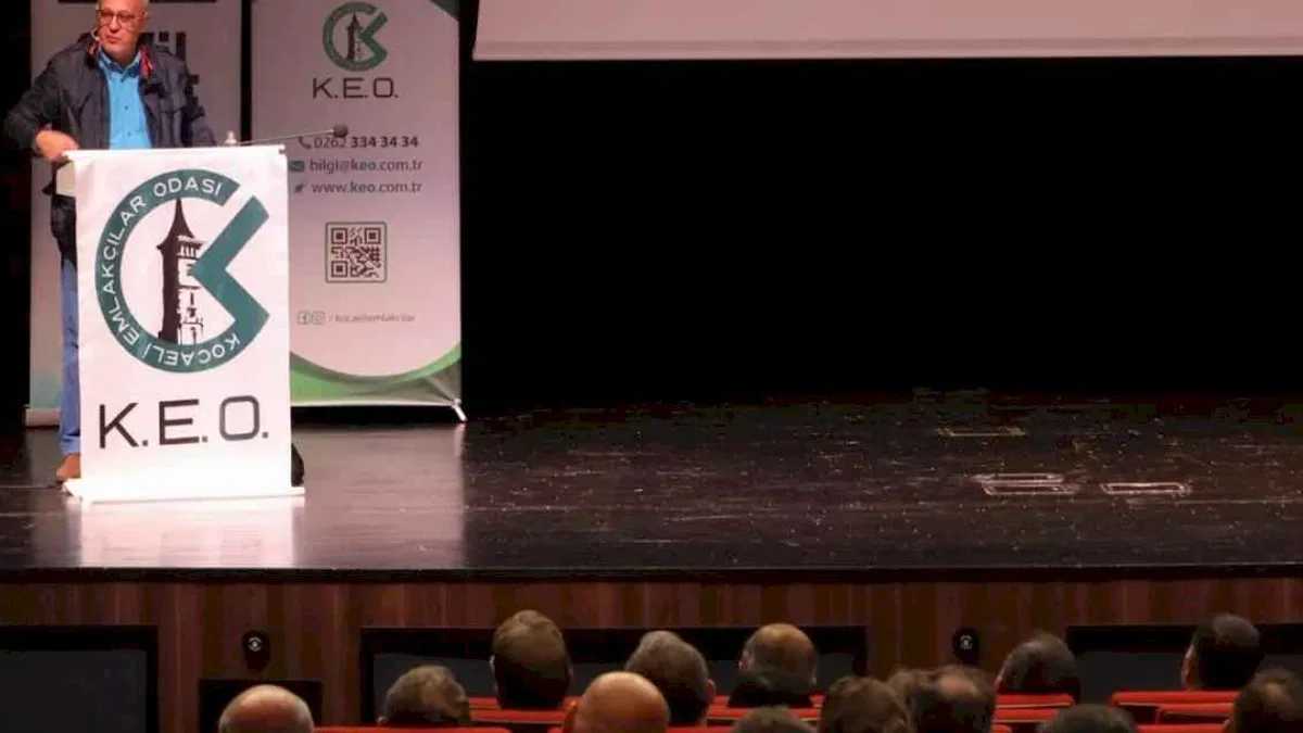 Kocaeli'de emlakçılara doğru yatırım stratejileri anlatıldı